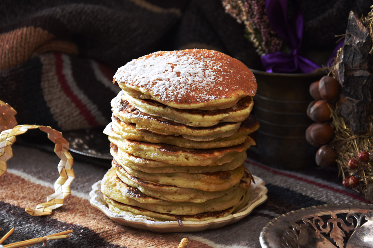 International House of Pancakes – Buttermilk Pancakes – Belgium Waffles
