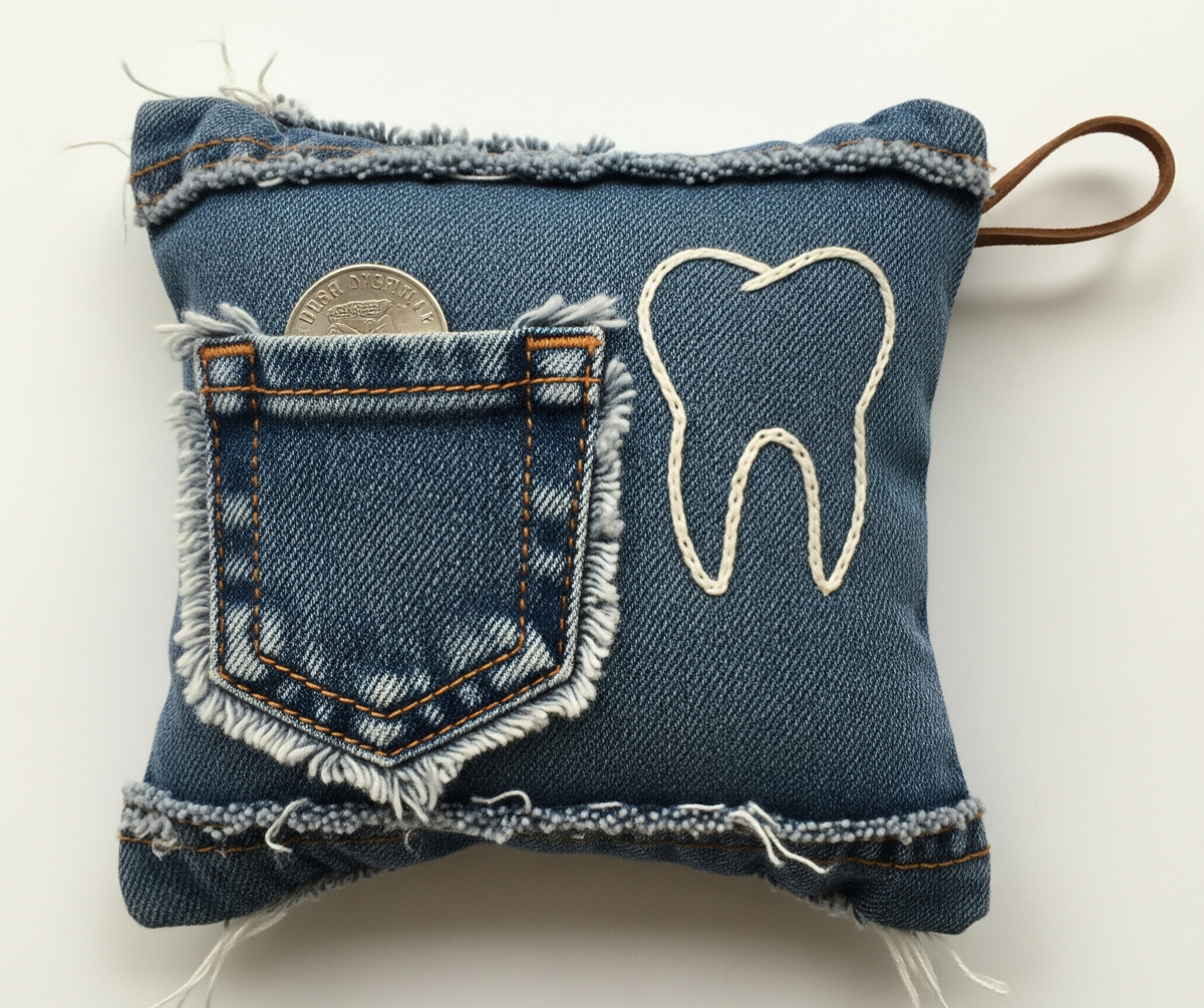 How to Make a Rustic Tooth Fairy Pillow