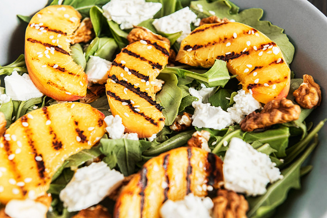 Grilled Peaches and Goat Cheese Salad