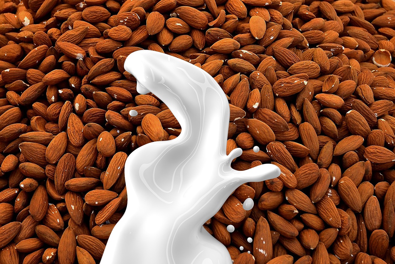 Clear Up Your Allergies and Skin Complaints with Almond Milk!
