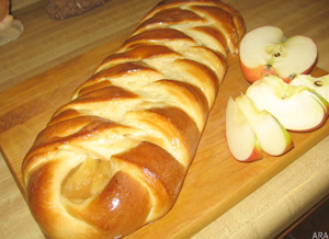 Apple Bread Braid (sweet)