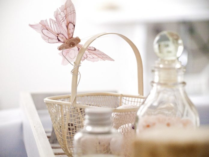 Unwind with Natural Bath and Body Products at Home