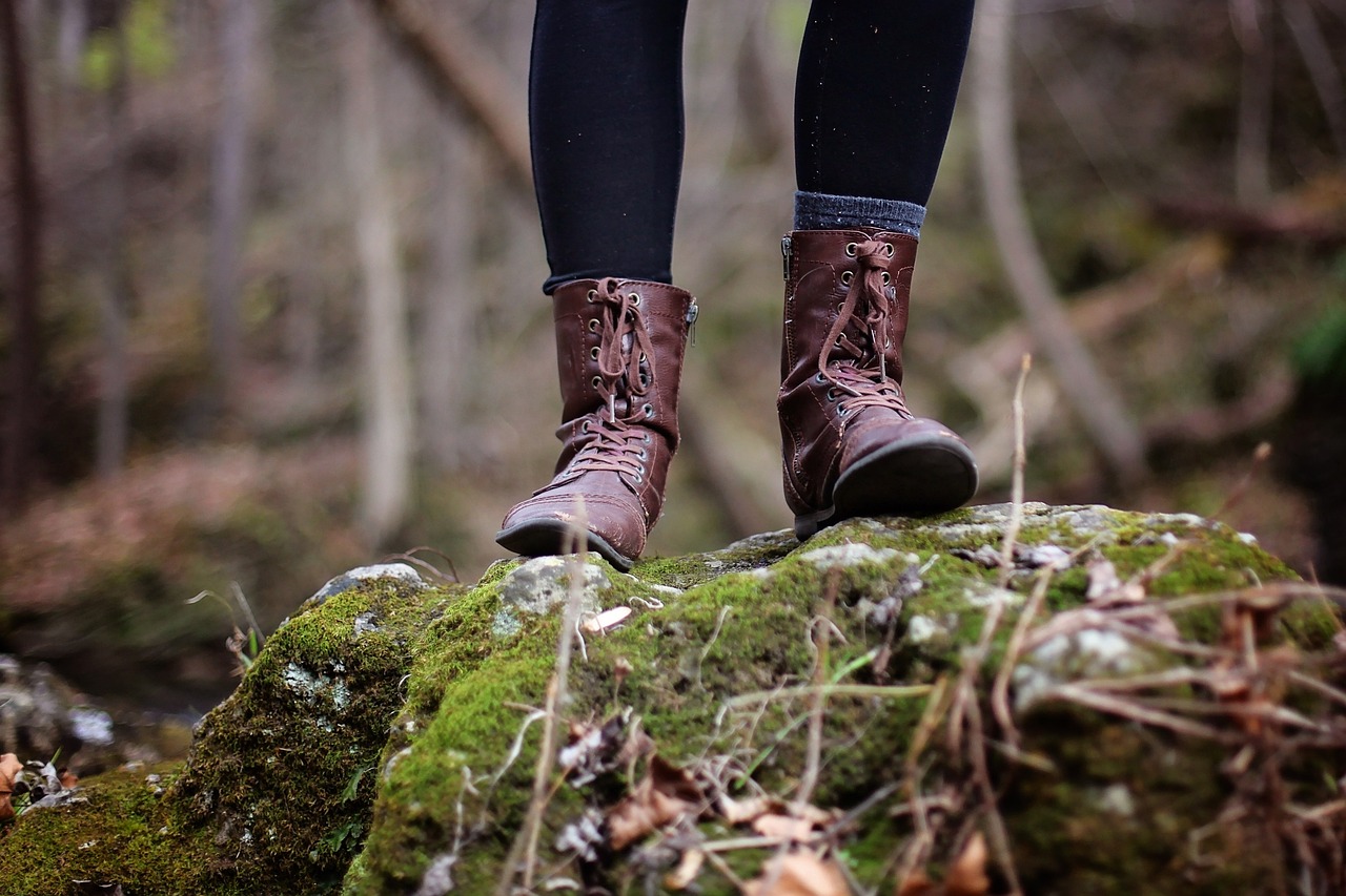 Unveiling The Benefits of Mindful Hiking, Inspired by Pioneer Practices