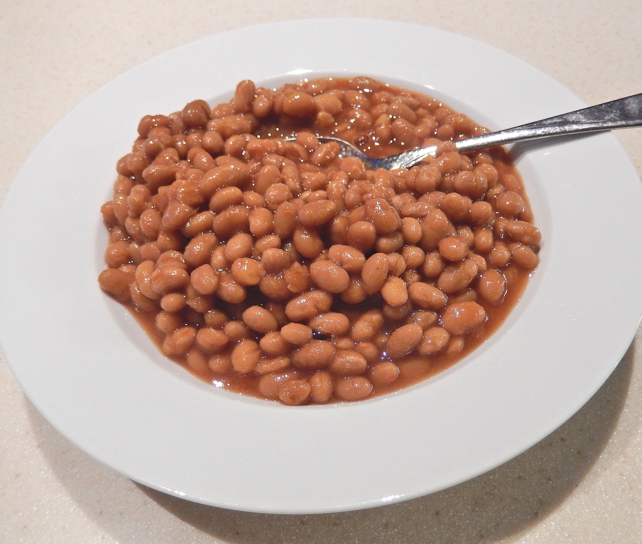 2 Easy to Make Summer Baked Beans Recipes