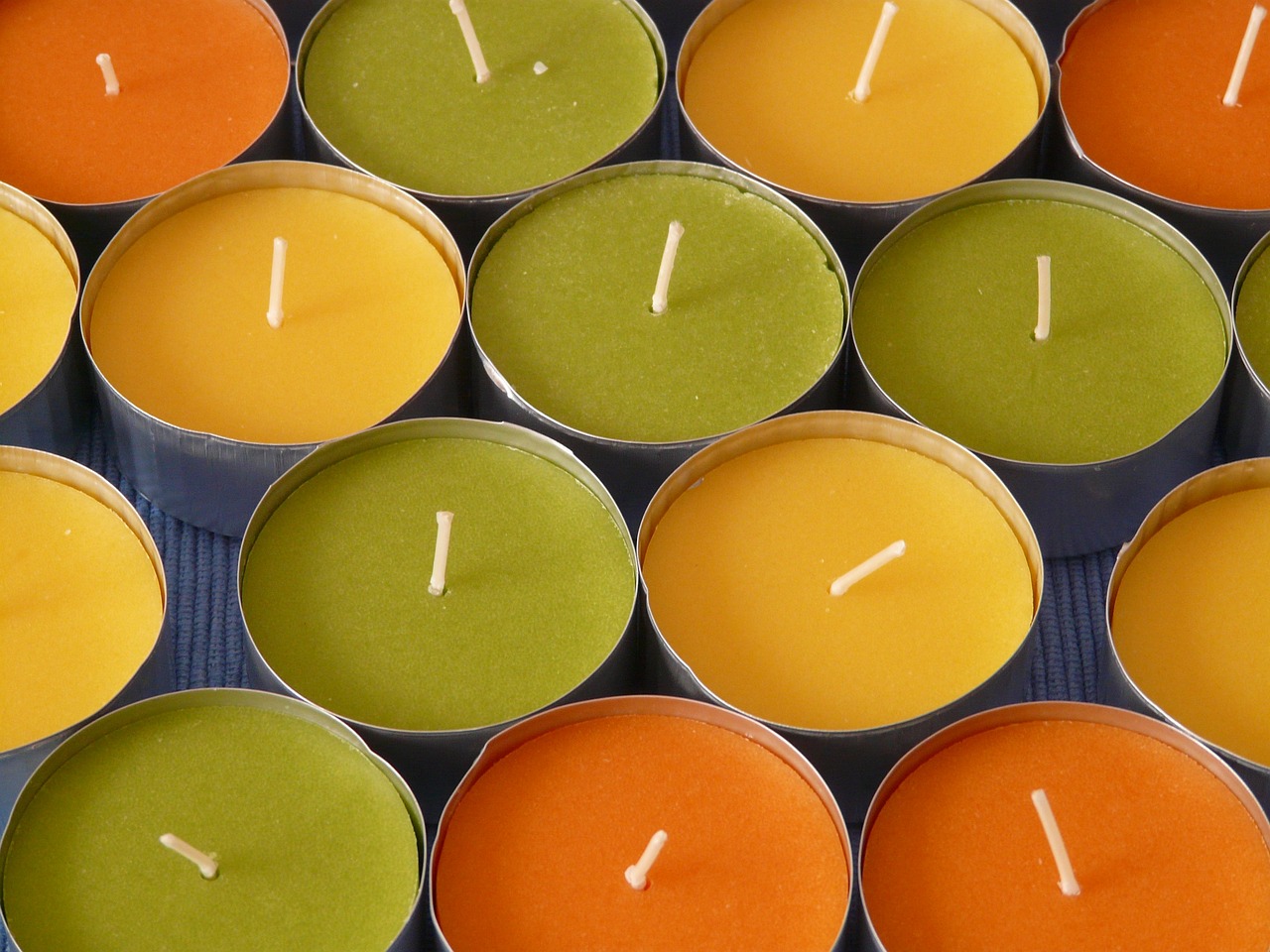 How to Choose the Right Wax for Your Candle Making Project