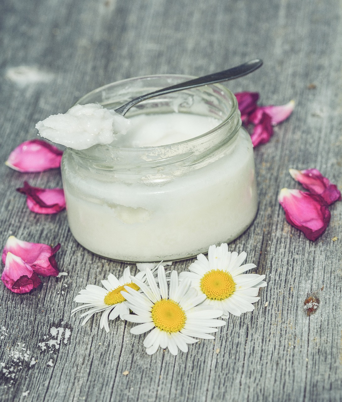 Natural Skin Care Products from Jojoba Butter to Coconut Oil