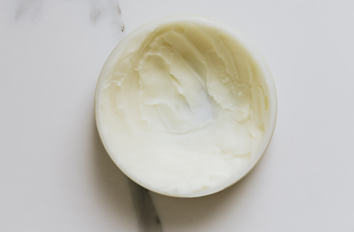 Say Goodbye to Under Boob Rash with Homemade Cream