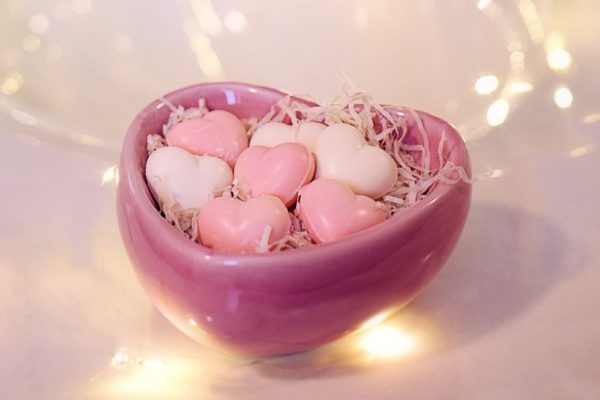 How to Make Your Own Soap Favors for Weddings and Baby Showers
