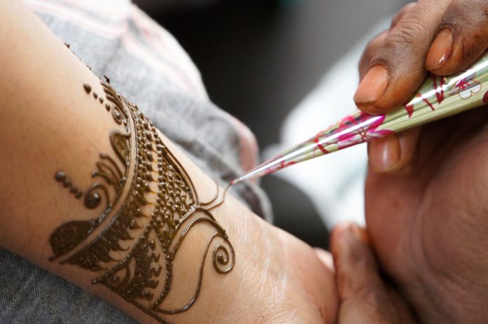 Preliminary Tips for Henna Care