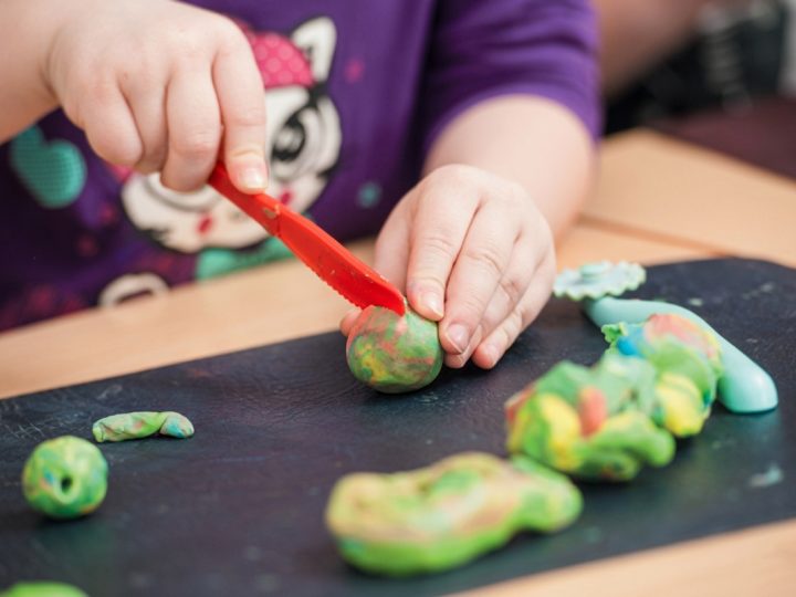 Easy DIY Playdough Recipe
