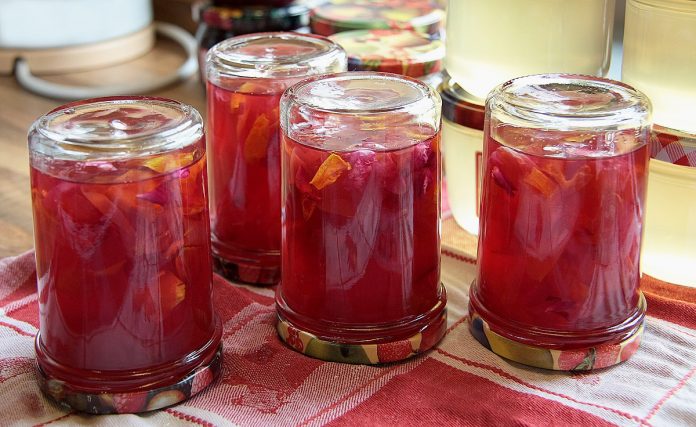 How to Make Herbal Jams & Jellies