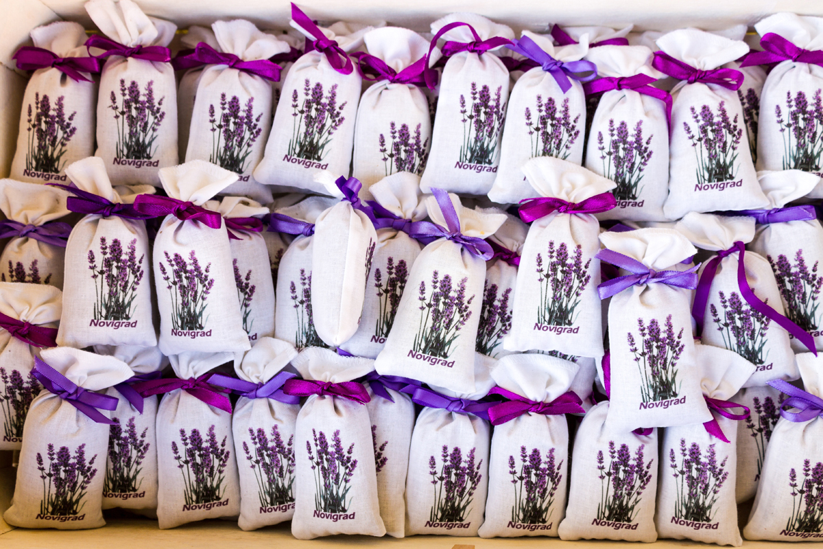 Ideas for Natural and Organic Wedding Favors