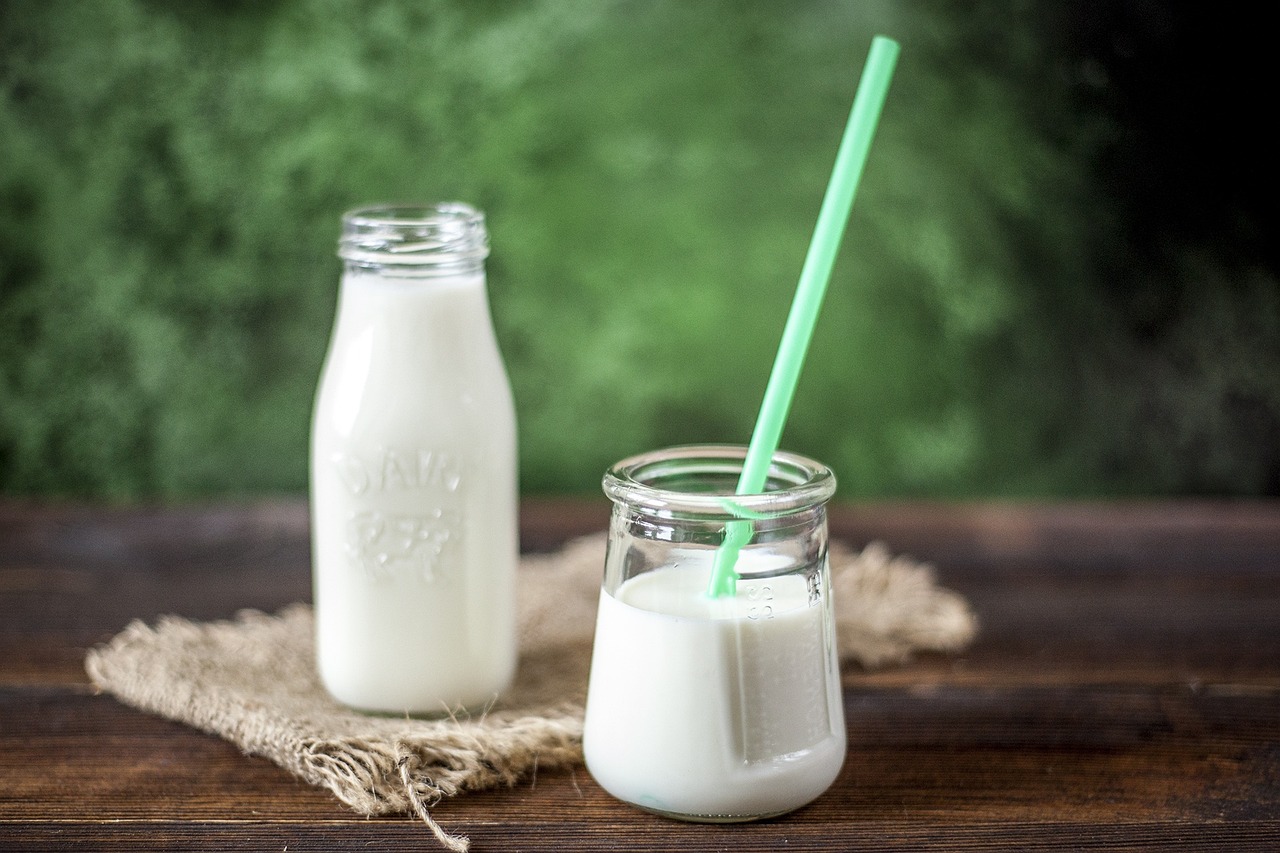 Natural Ways to Keep Dairy Fresh