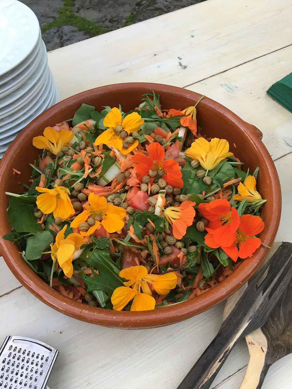 A Mouthful of Blossoms - A List of Edible Flowers & Herbs
