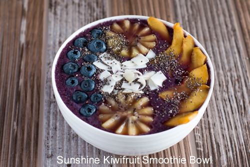 Start Your Day with This Colorful Smoothie Bowl
