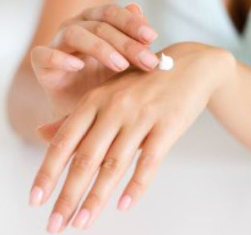 Top Tips to Combat Winter Dry Skin