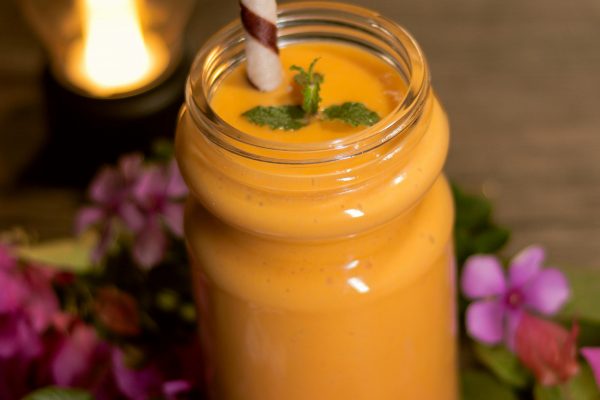 Delicious Fruity Smoothies with Oranges!
