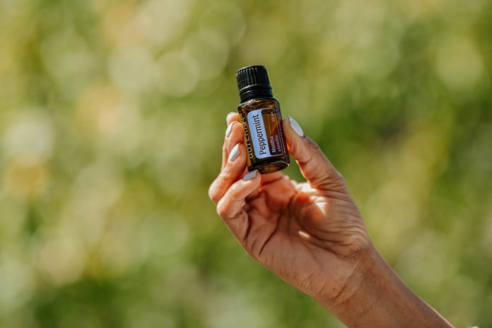 Uses of Peppermint Essential Oil