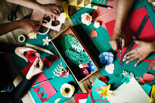 Top 7 Benefits of Joining a Craft Group