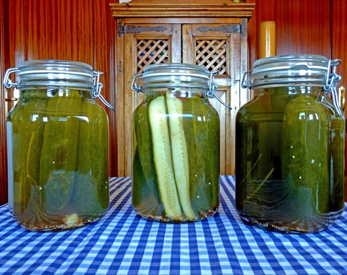 How to Make Icebox and Garlic Pickles