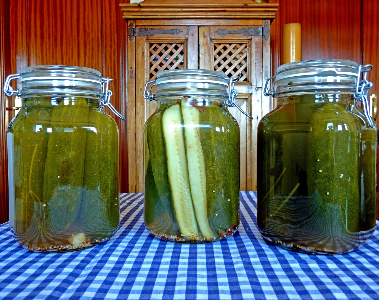 How to Make Icebox and Garlic Pickles