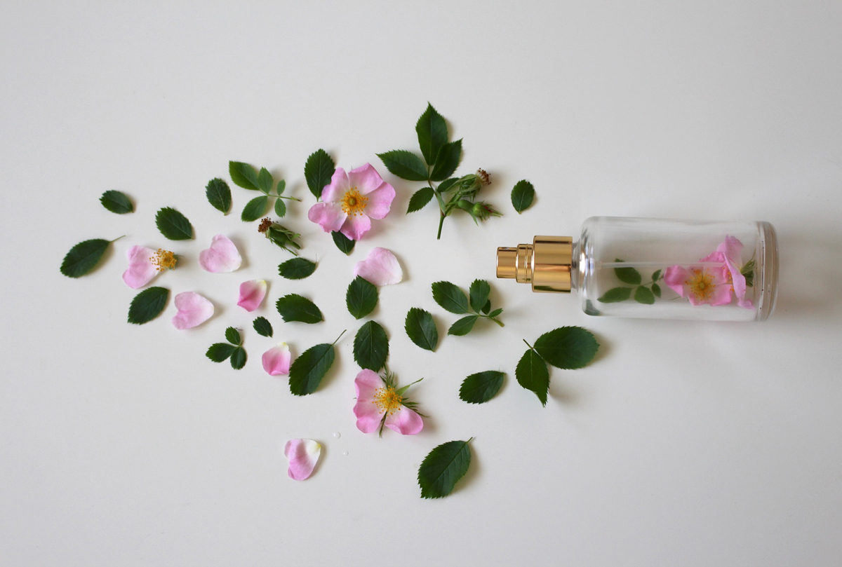 How to Make a Floral Perfume