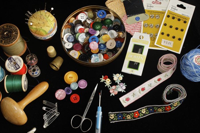 Here is a list of the basic sewing items you will need to complete your sewing box.