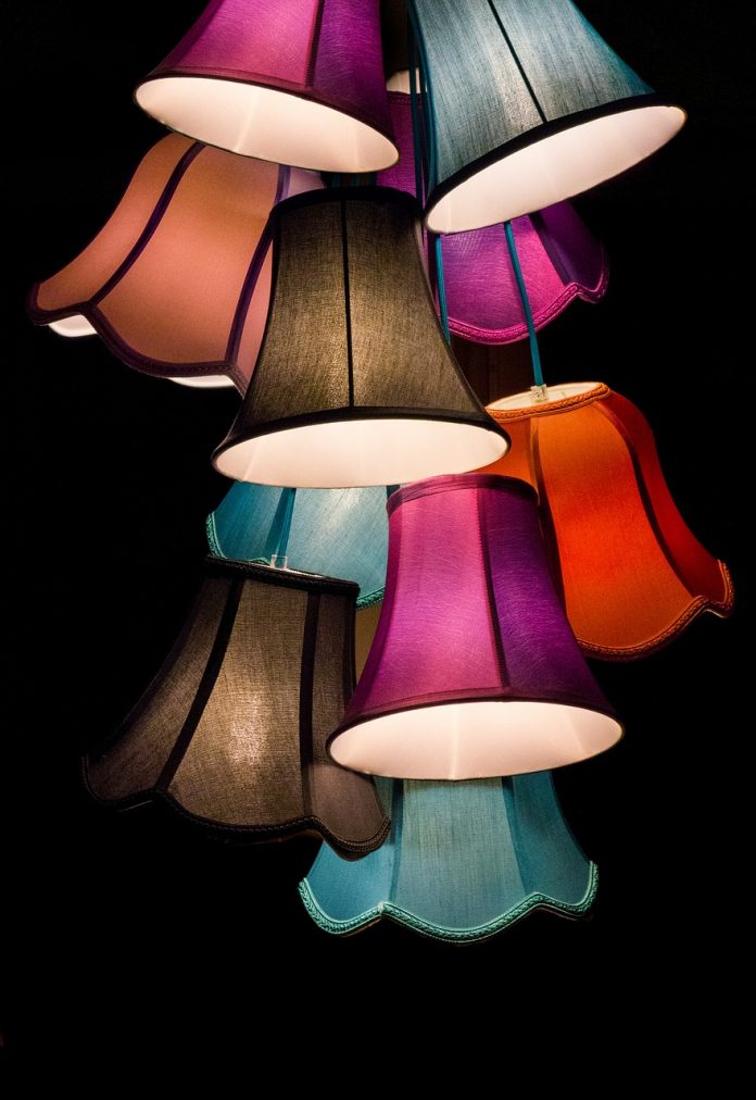 How to Make a Table Lamp Shade