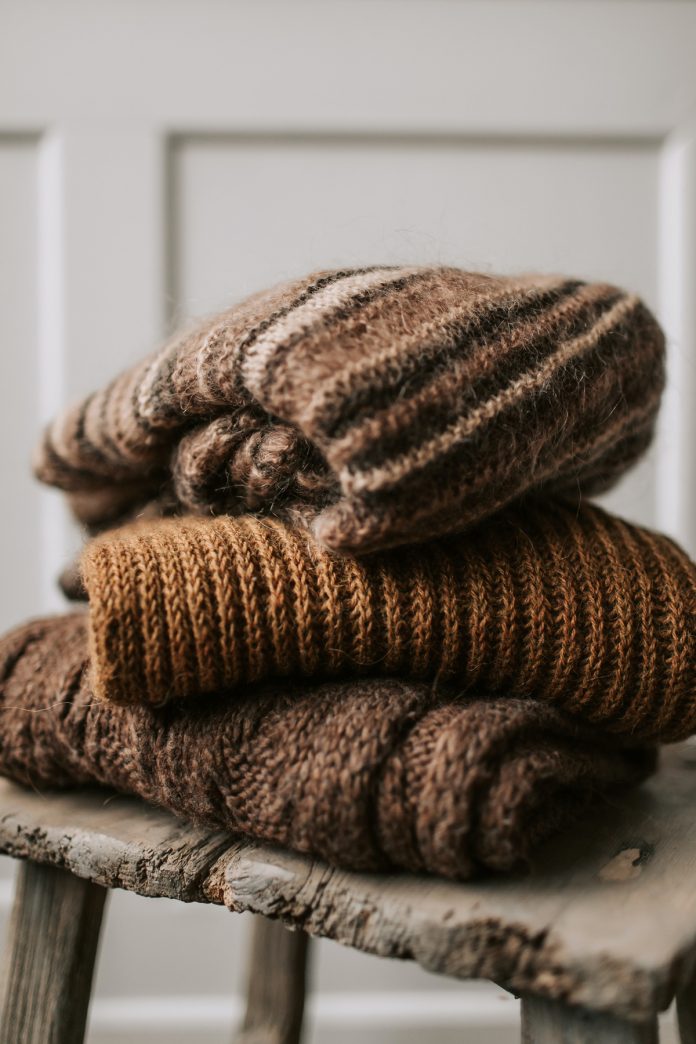 Un-Shrink a Wool Sweater