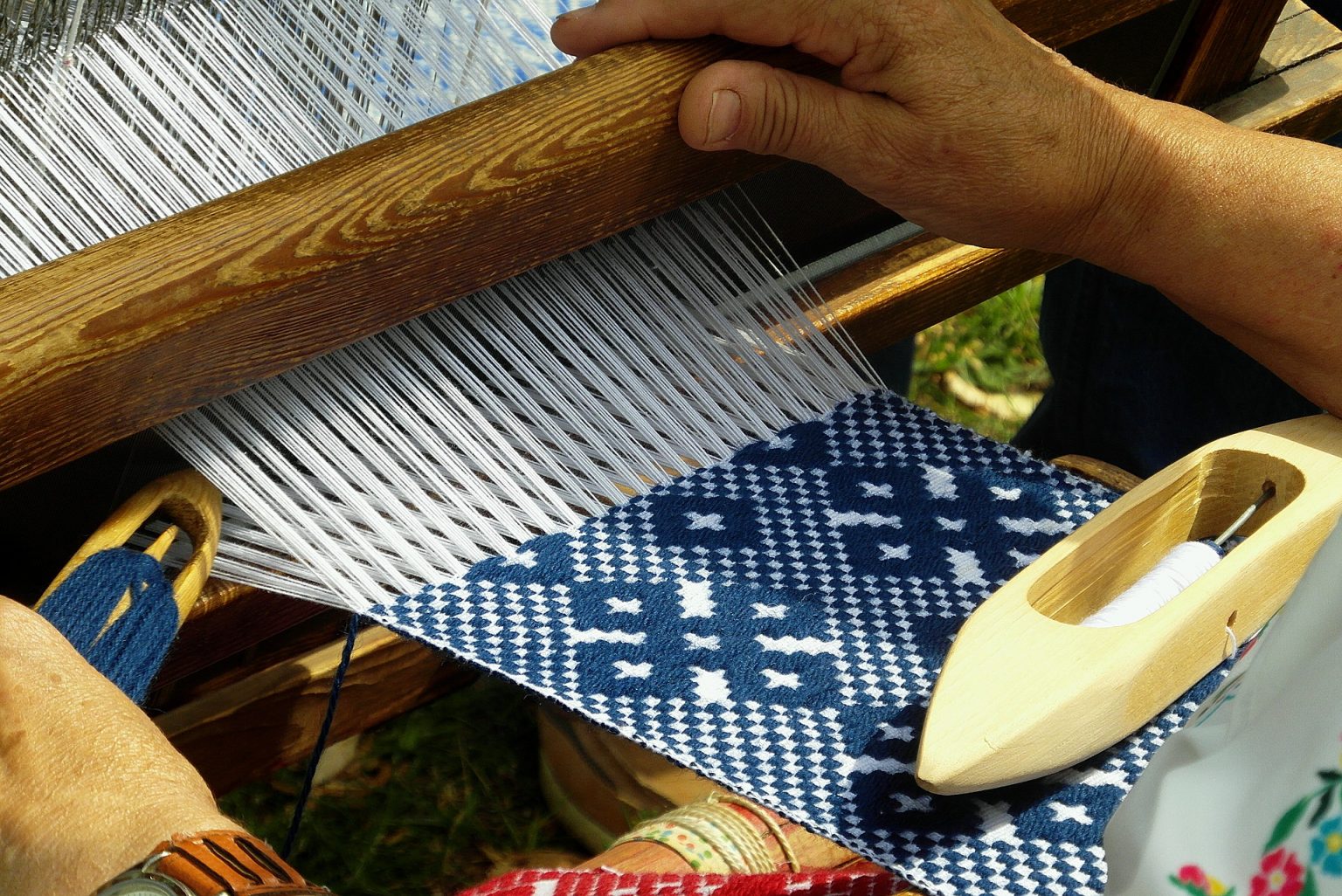 Weaving How to Make Your Own Cloth