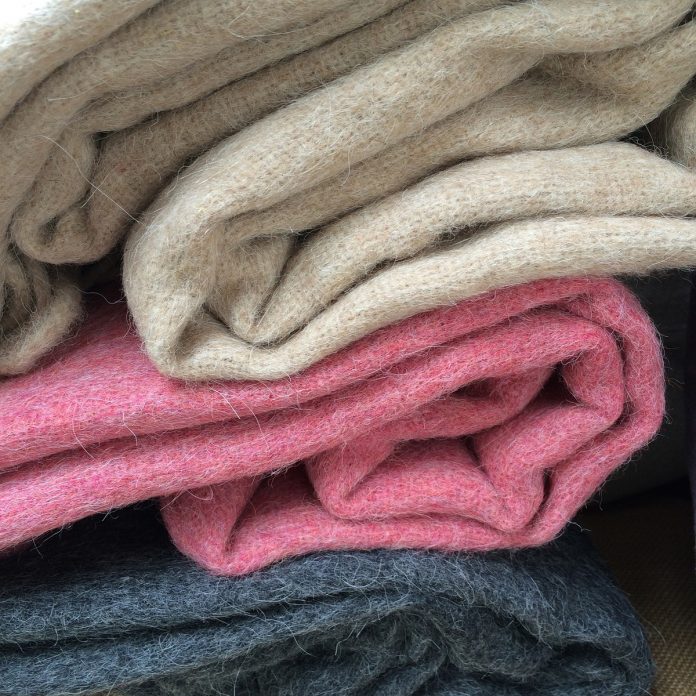 Laundering Blankets, Woolen